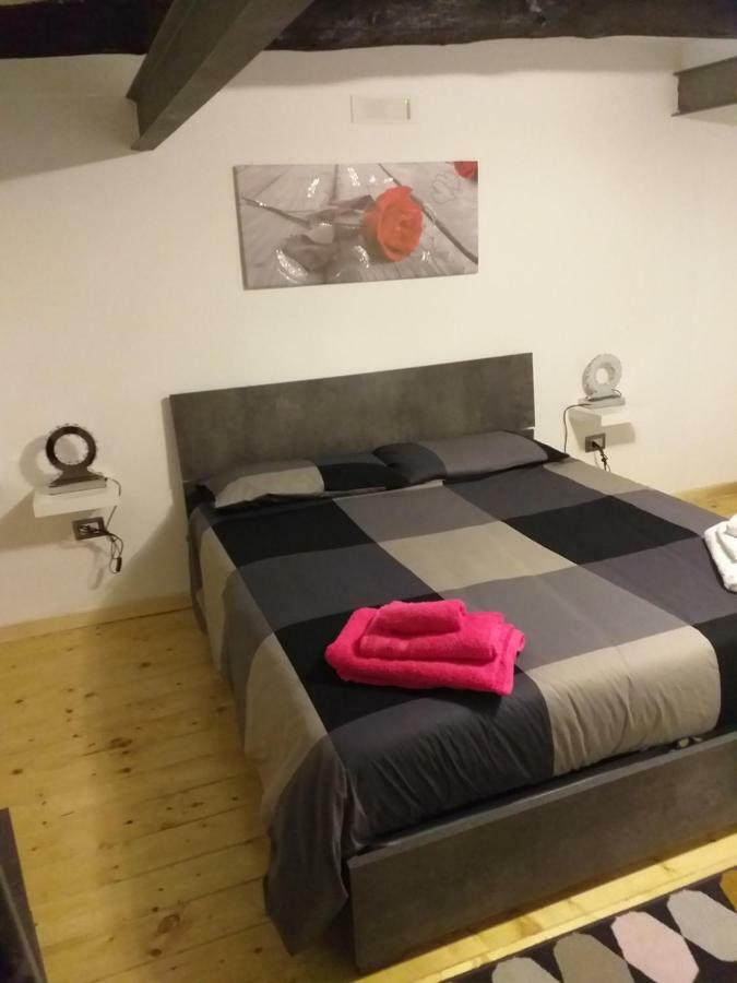 Apartament Sasy Jr House Via San Mattia 72 Neapol Zewnętrze zdjęcie