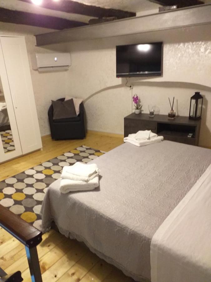 Apartament Sasy Jr House Via San Mattia 72 Neapol Zewnętrze zdjęcie